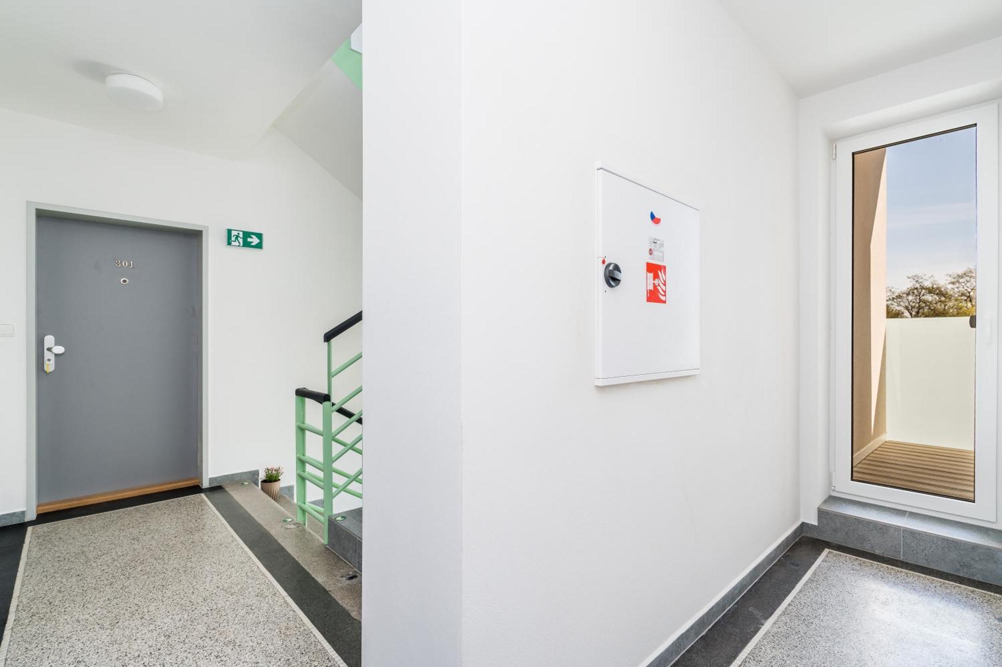 Perla Hradce 101 Apartment Hradec Kralove Luaran gambar